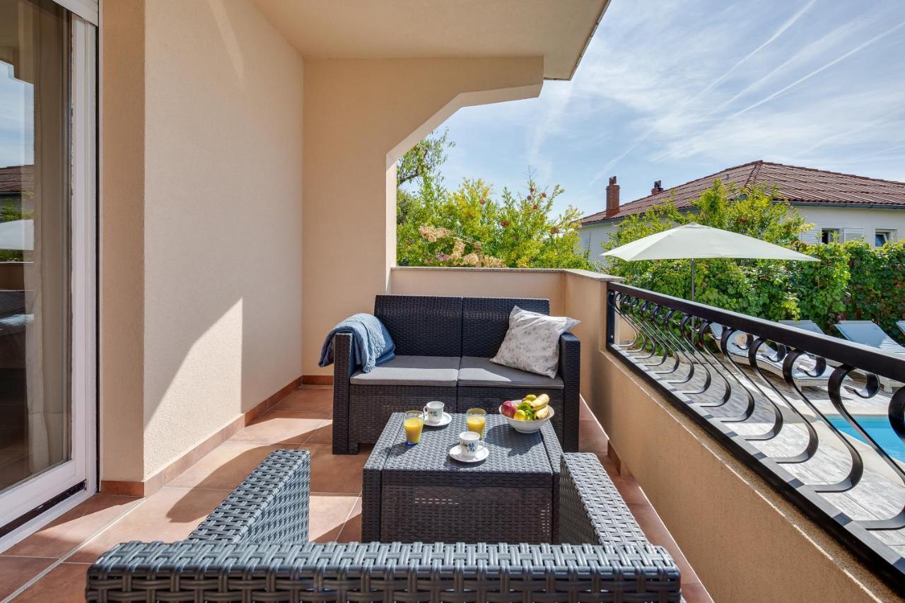 Juric Apartments-Rab Palit Экстерьер фото